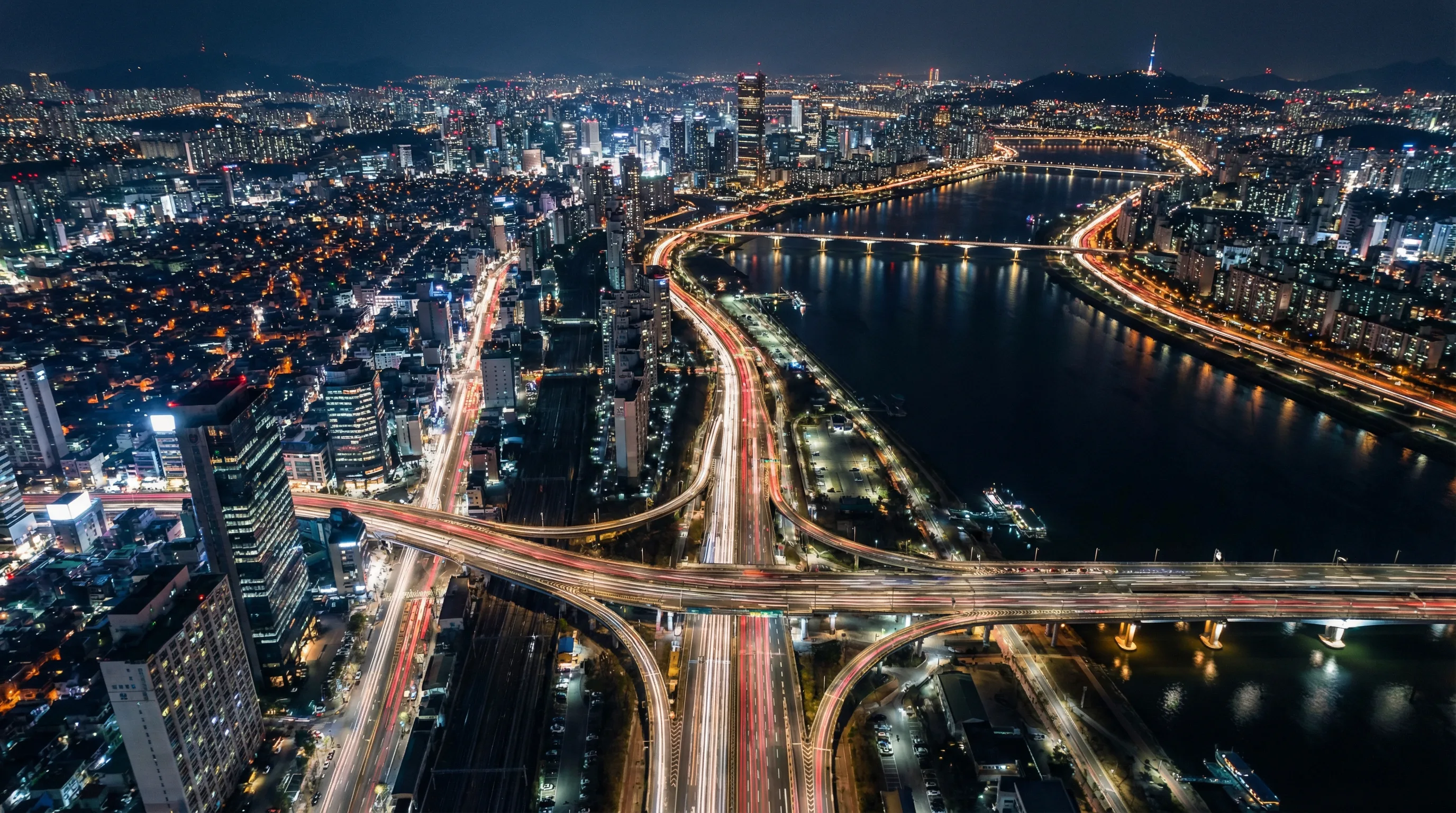 91热门视频 - 城市夜景航拍